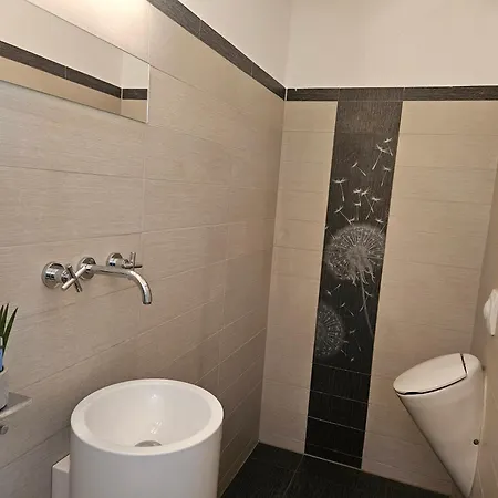 Moai - Gardenview - Business Travel - Kostenloser Parkplatz, Wlan, Waschtrockner, Smart Tv, Qbo Essential, Ergonomischer Schreibtisch