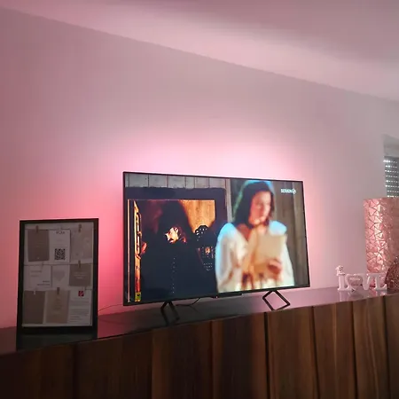Moai - Exklusiver Rueckzugsort Fuer Geschaeftsreisen - Kostenloser Parkplatz, Wlan, Waschtrockner, Smart Tv, Qbo Essential, Ergonomischer Schreibtisch * Erlangen