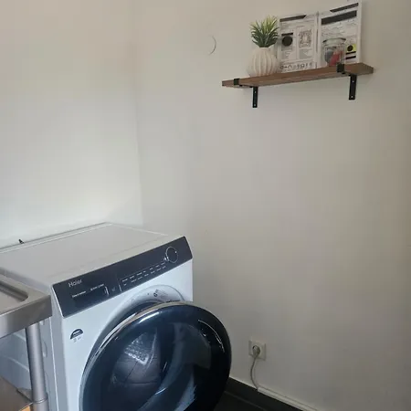 Residence Moai - Gardenview - Business Travel - Kostenloser Parkplatz, Glasfaser, Waschtrockner, Smart Tv, Ergonomischer Schreibtisch *